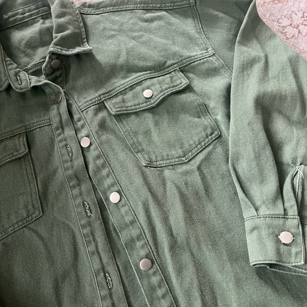 Green Button-Up Denim Shacket - Picture 2 of 5